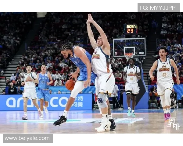媒体人点评麦基天赋局限性NBA与CBA表现差异引发热议